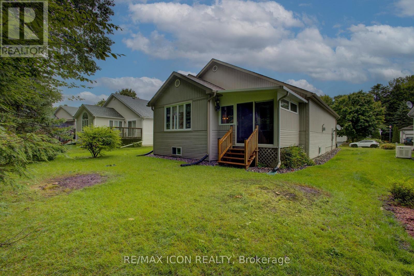 54 Springwood Crescent, Gravenhurst (Muskoka (S)), Ontario  P1P 1Y8 - Photo 49 - X12395201