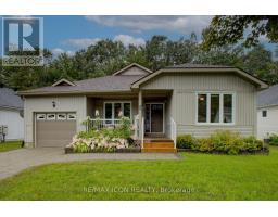 54 SPRINGWOOD CRESCENT, Gravenhurst, Ontario