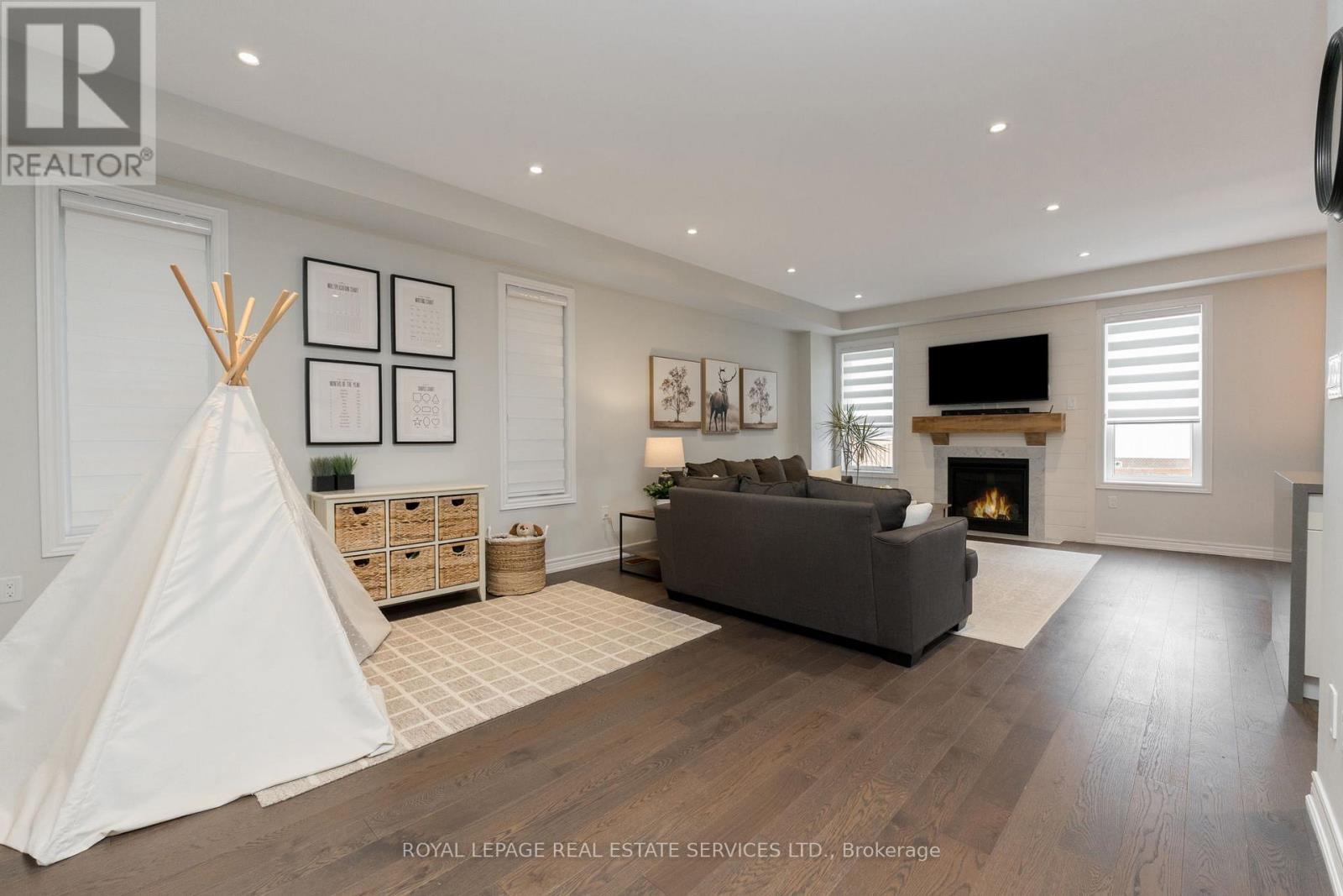 160 Drexler Avenue, Guelph/eramosa, Ontario  N0B 2K0 - Photo 6 - X12395207