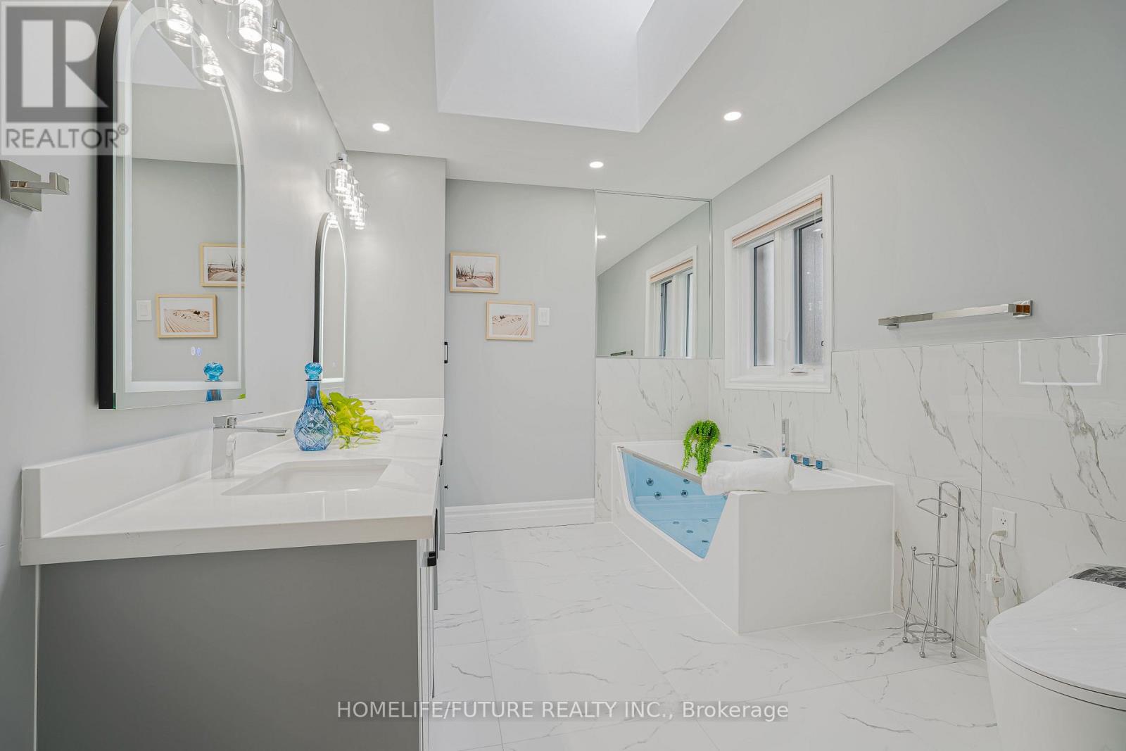 53 Linwood Avenue, Toronto, Ontario  M1S 1H3 - Photo 15 - E12394079
