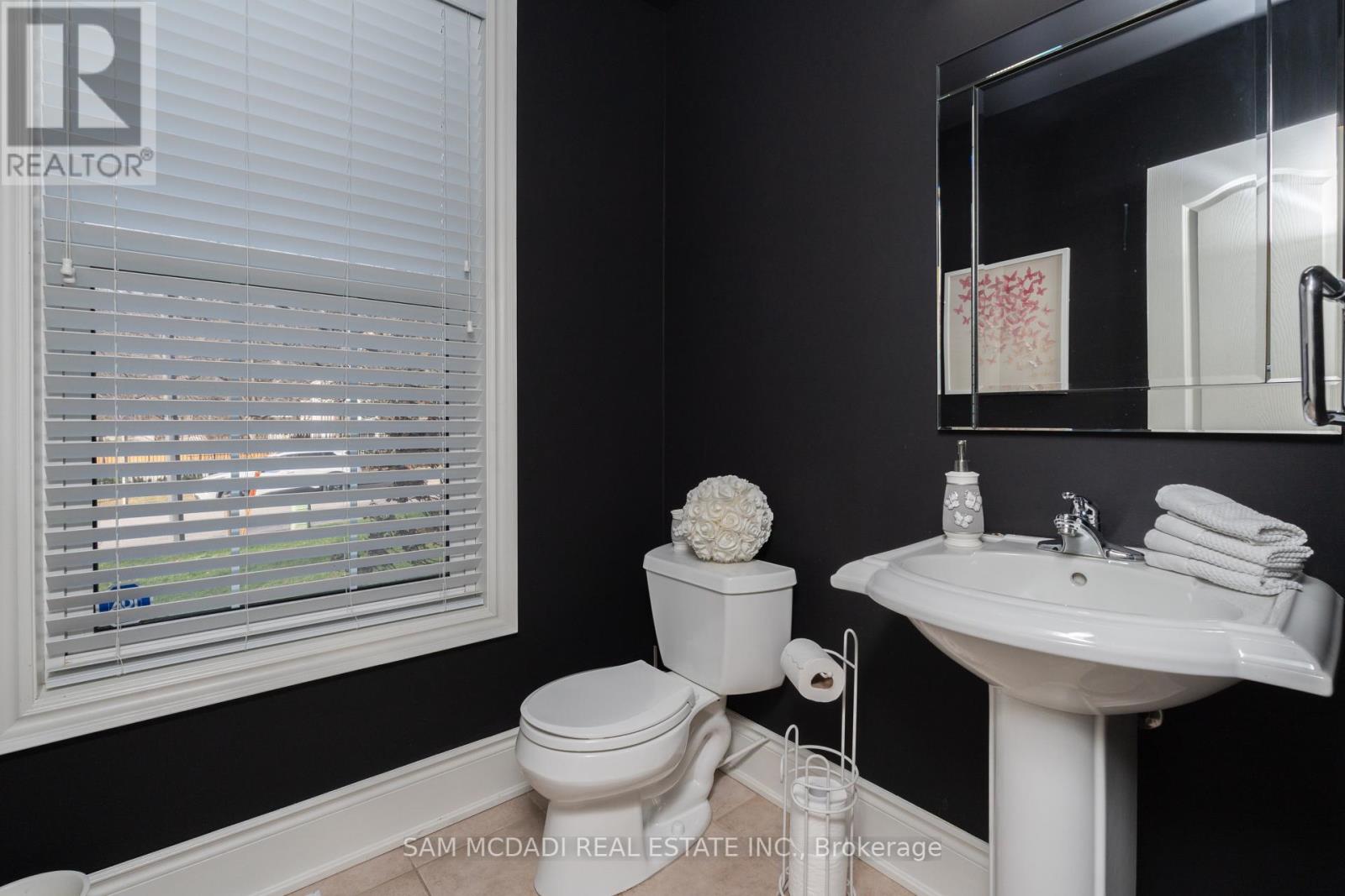 3248 Barchester Court, Mississauga (Erin Mills), Ontario  L5L 5Z1 - Photo 16 - W12395241