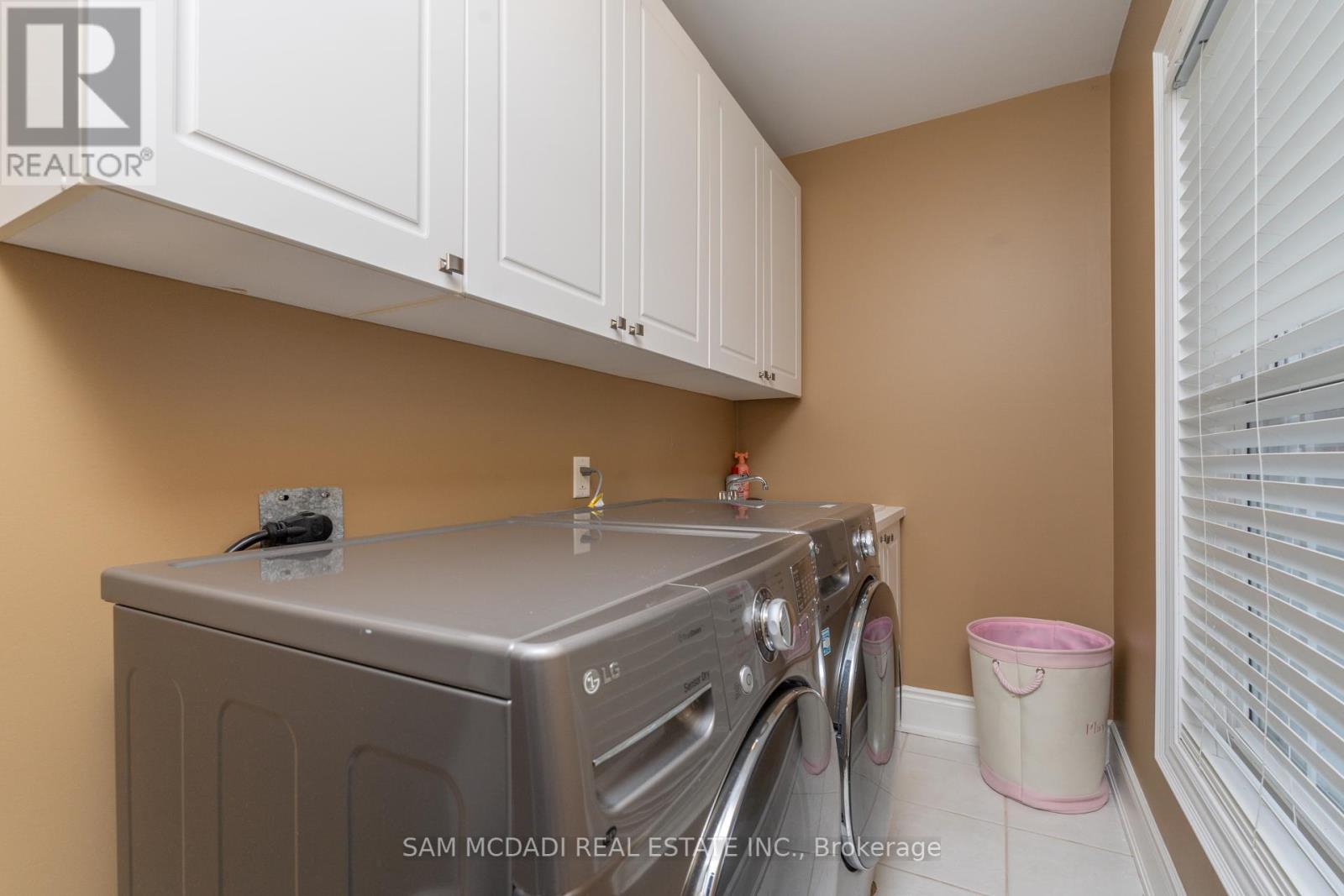 3248 Barchester Court, Mississauga (Erin Mills), Ontario  L5L 5Z1 - Photo 26 - W12395241