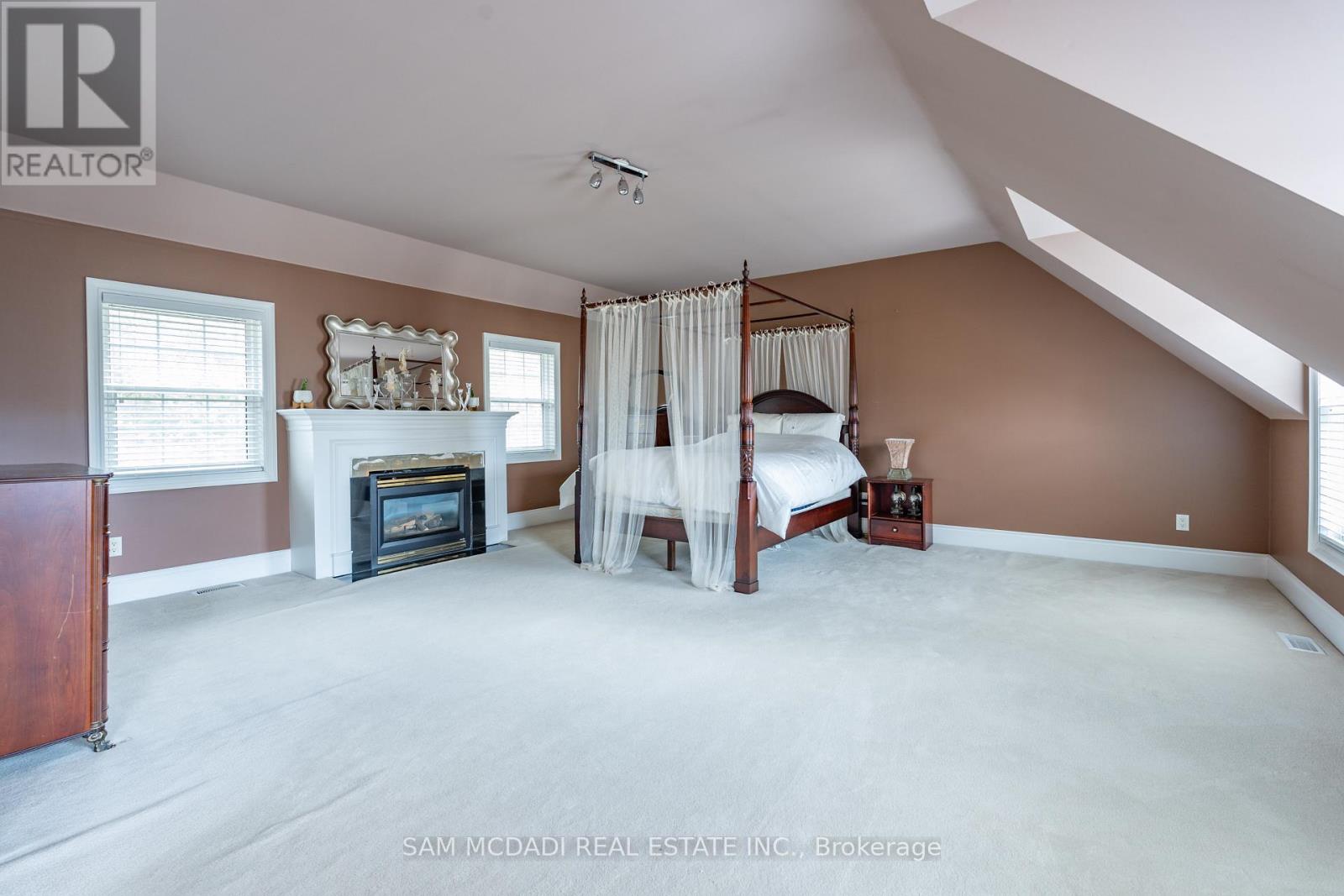 3248 Barchester Court, Mississauga (Erin Mills), Ontario  L5L 5Z1 - Photo 29 - W12395241