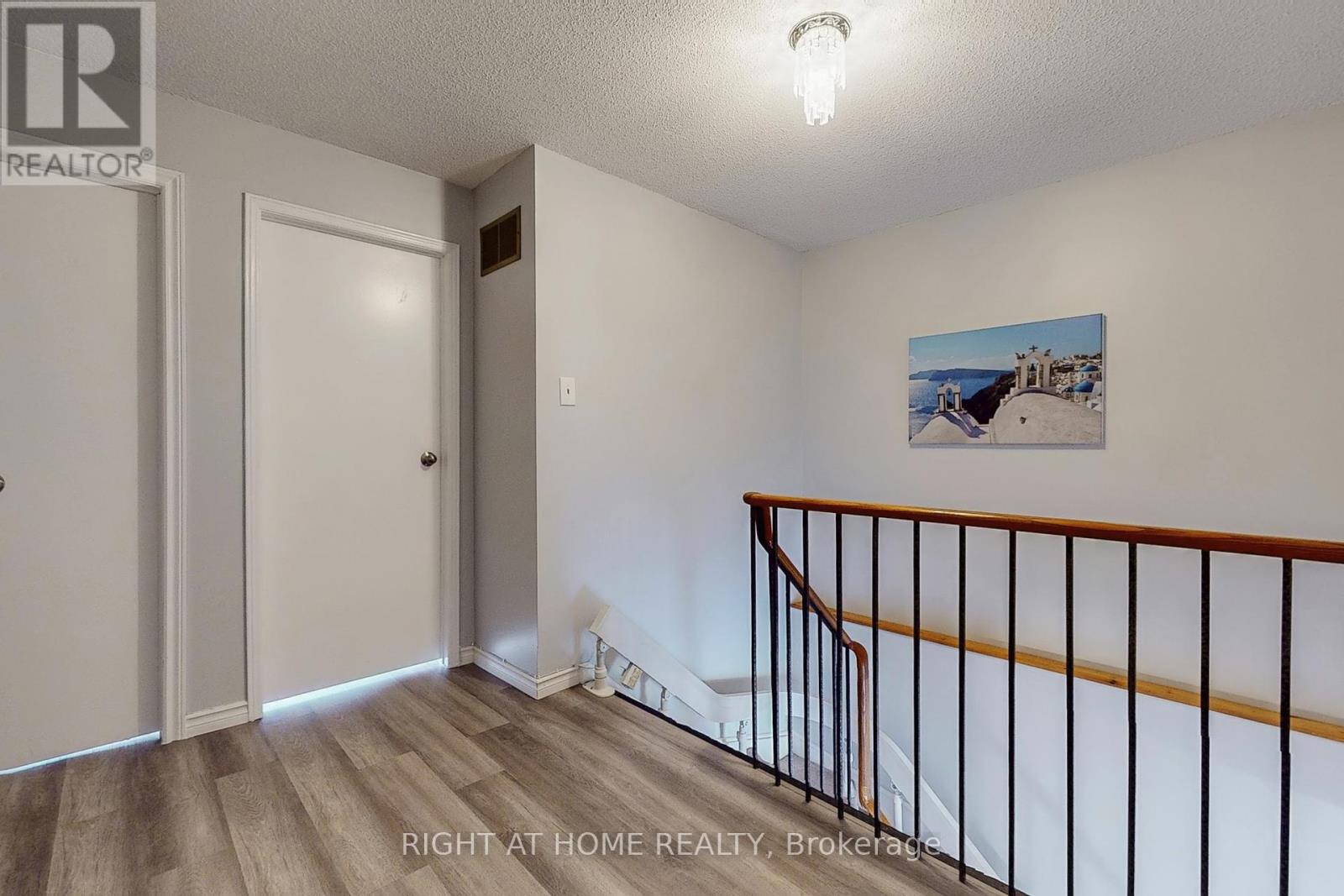 23 Nutmeg Street, Brampton, Ontario  L6S 4A7 - Photo 13 - W12395315