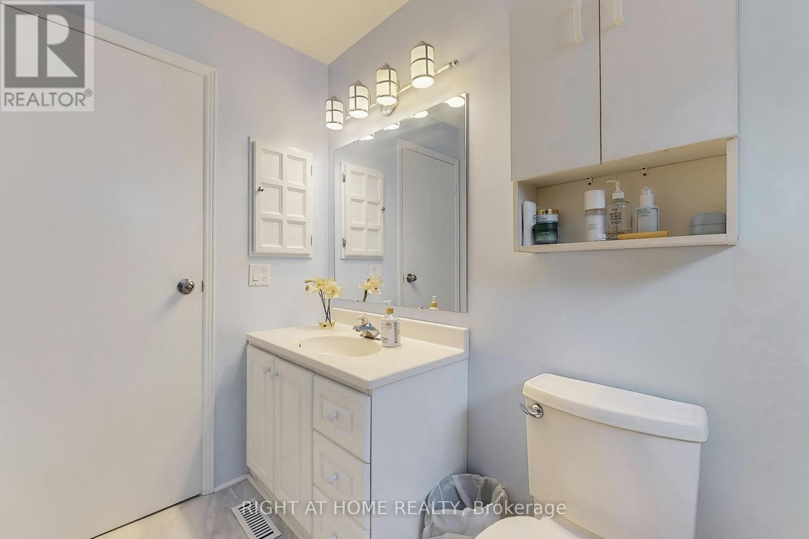 23 Nutmeg Street, Brampton, Ontario  L6S 4A7 - Photo 21 - W12395315