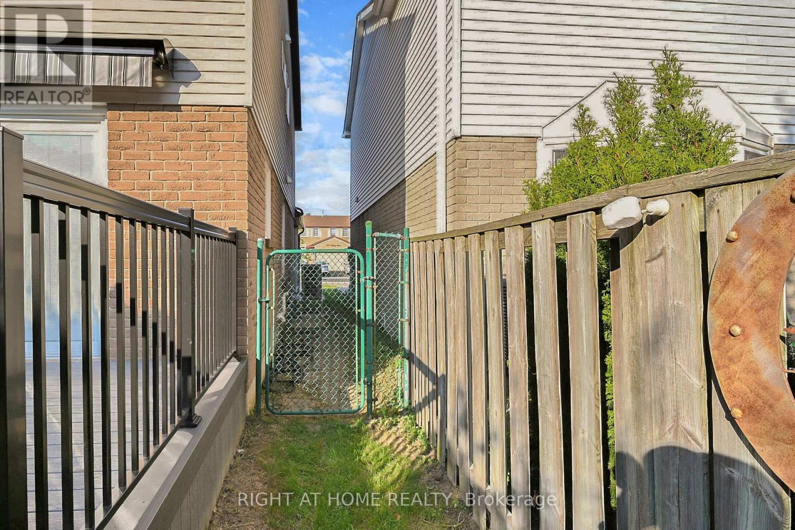 23 Nutmeg Street, Brampton, Ontario  L6S 4A7 - Photo 25 - W12395315