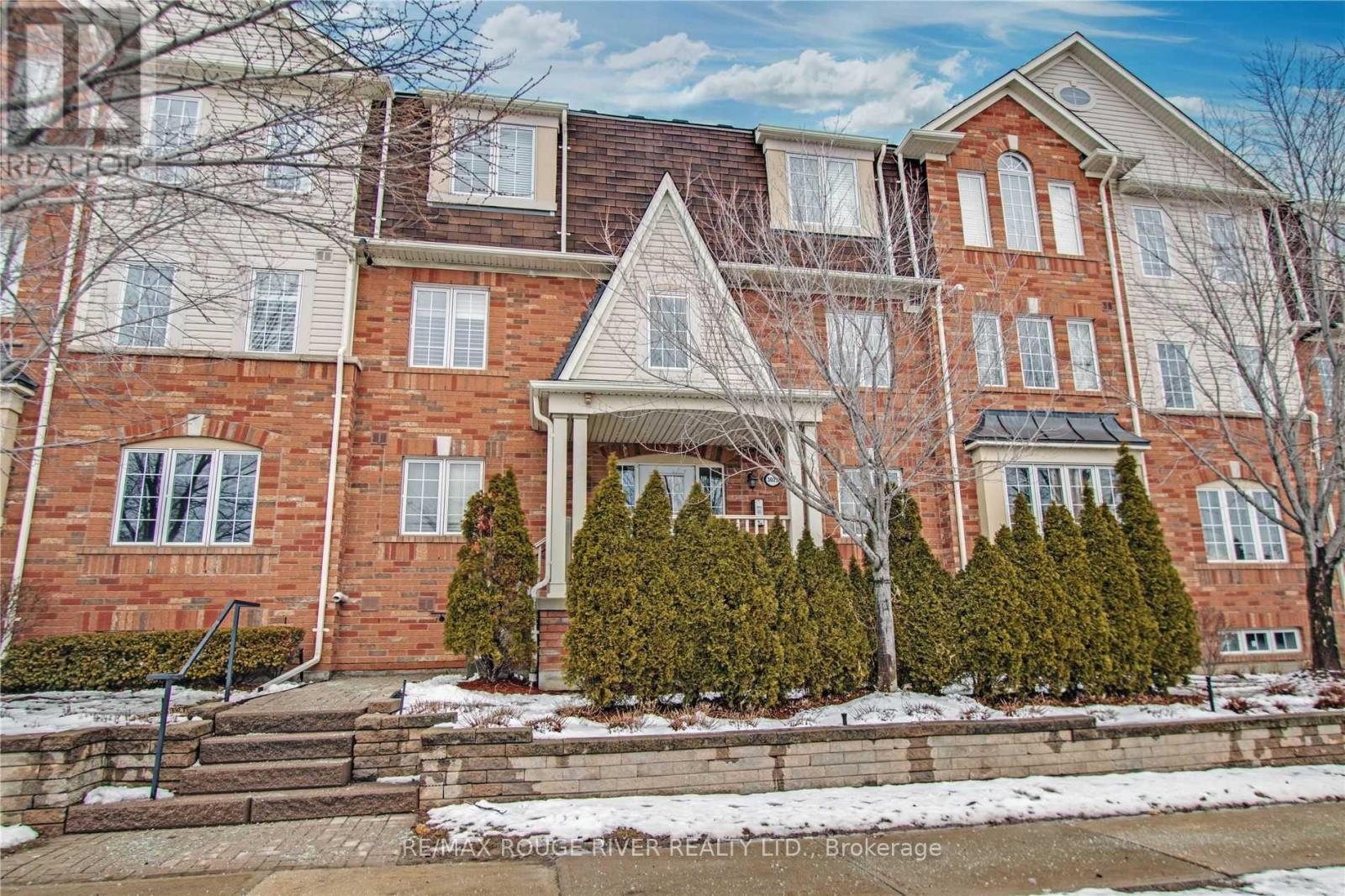 6 - 3025 Elmcreek Road, Mississauga, Ontario  L5B 0B6 - Photo 1 - W12395325