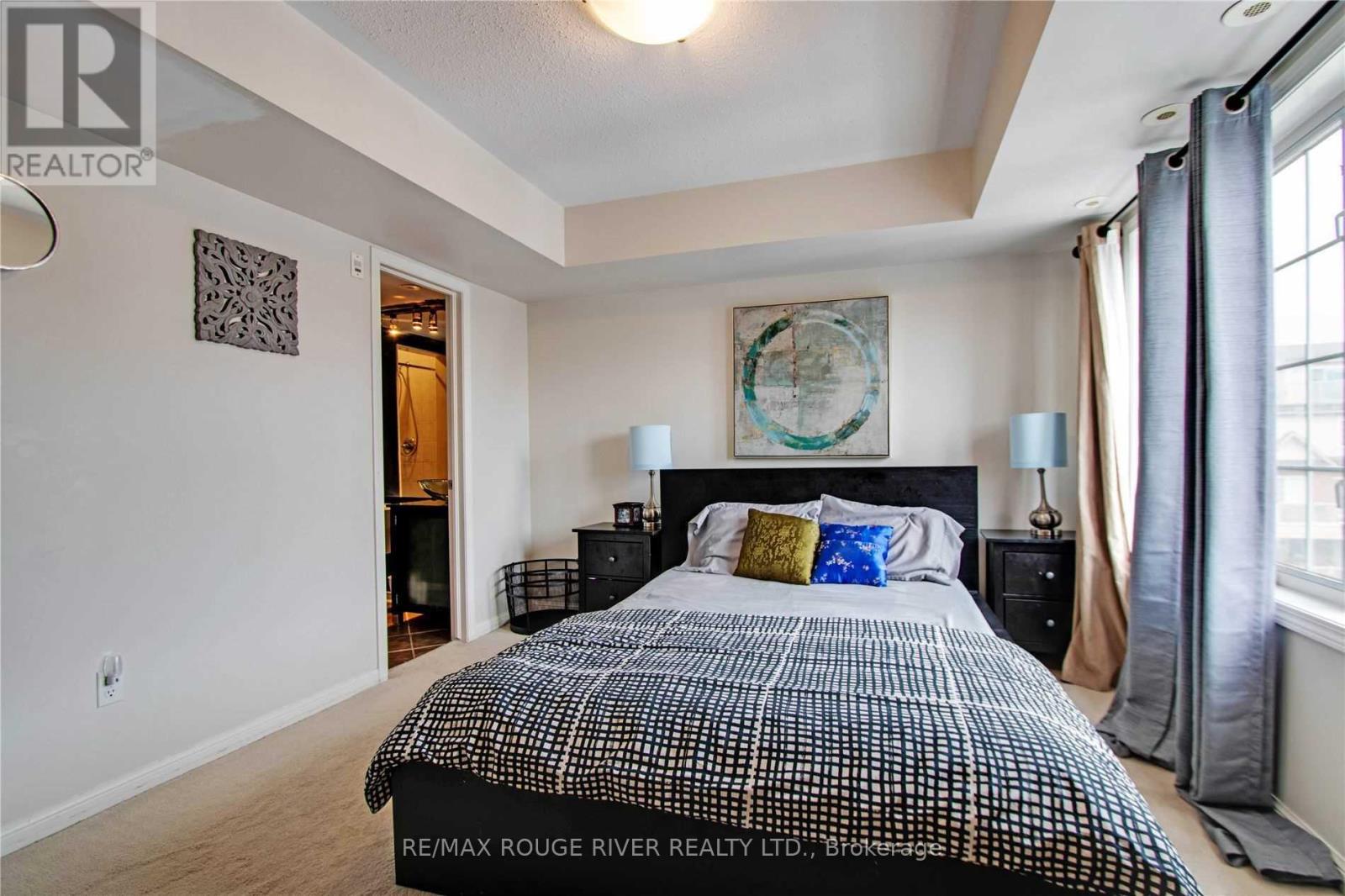 6 - 3025 Elmcreek Road, Mississauga, Ontario  L5B 0B6 - Photo 11 - W12395325