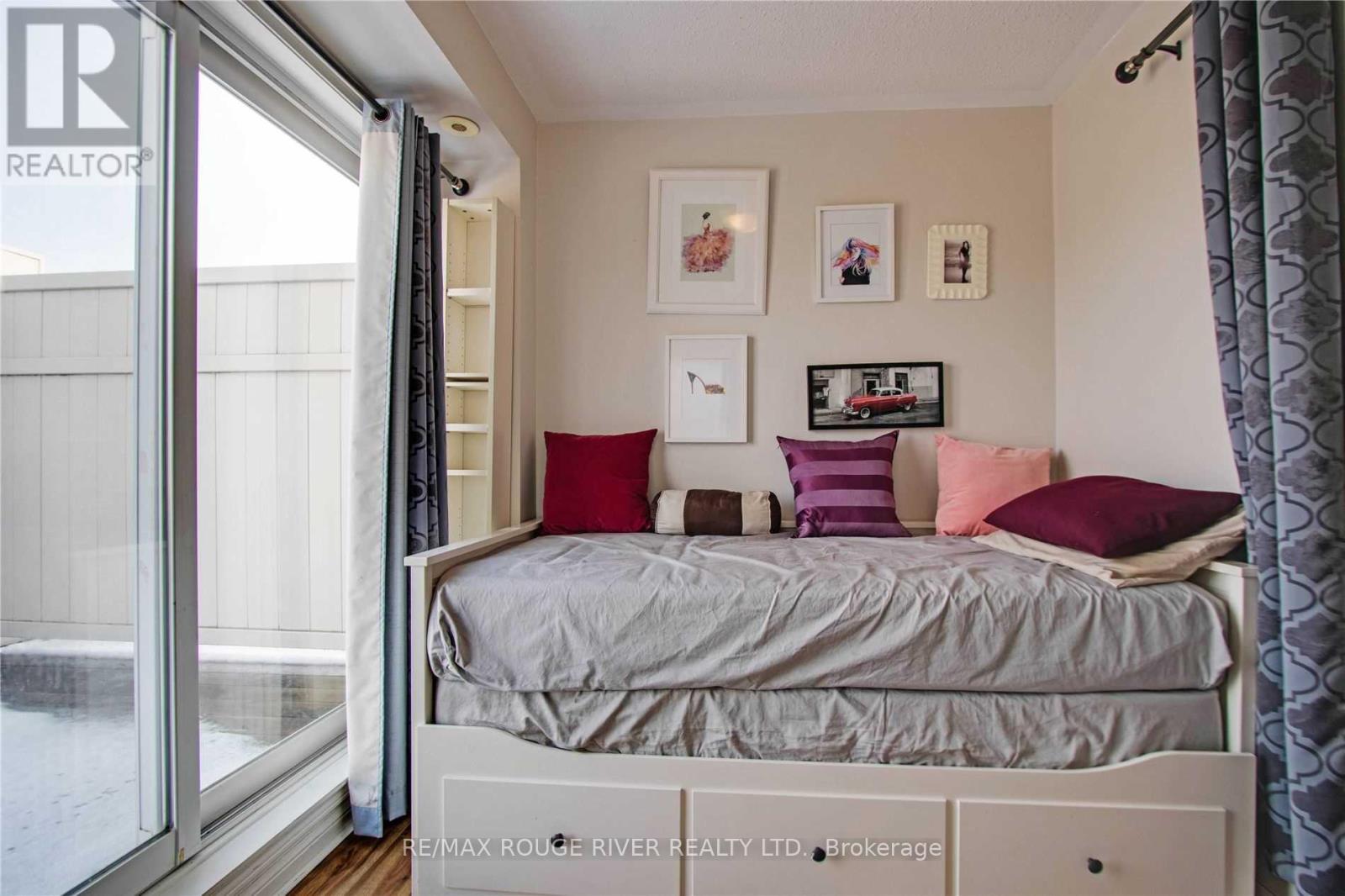 6 - 3025 Elmcreek Road, Mississauga, Ontario  L5B 0B6 - Photo 14 - W12395325