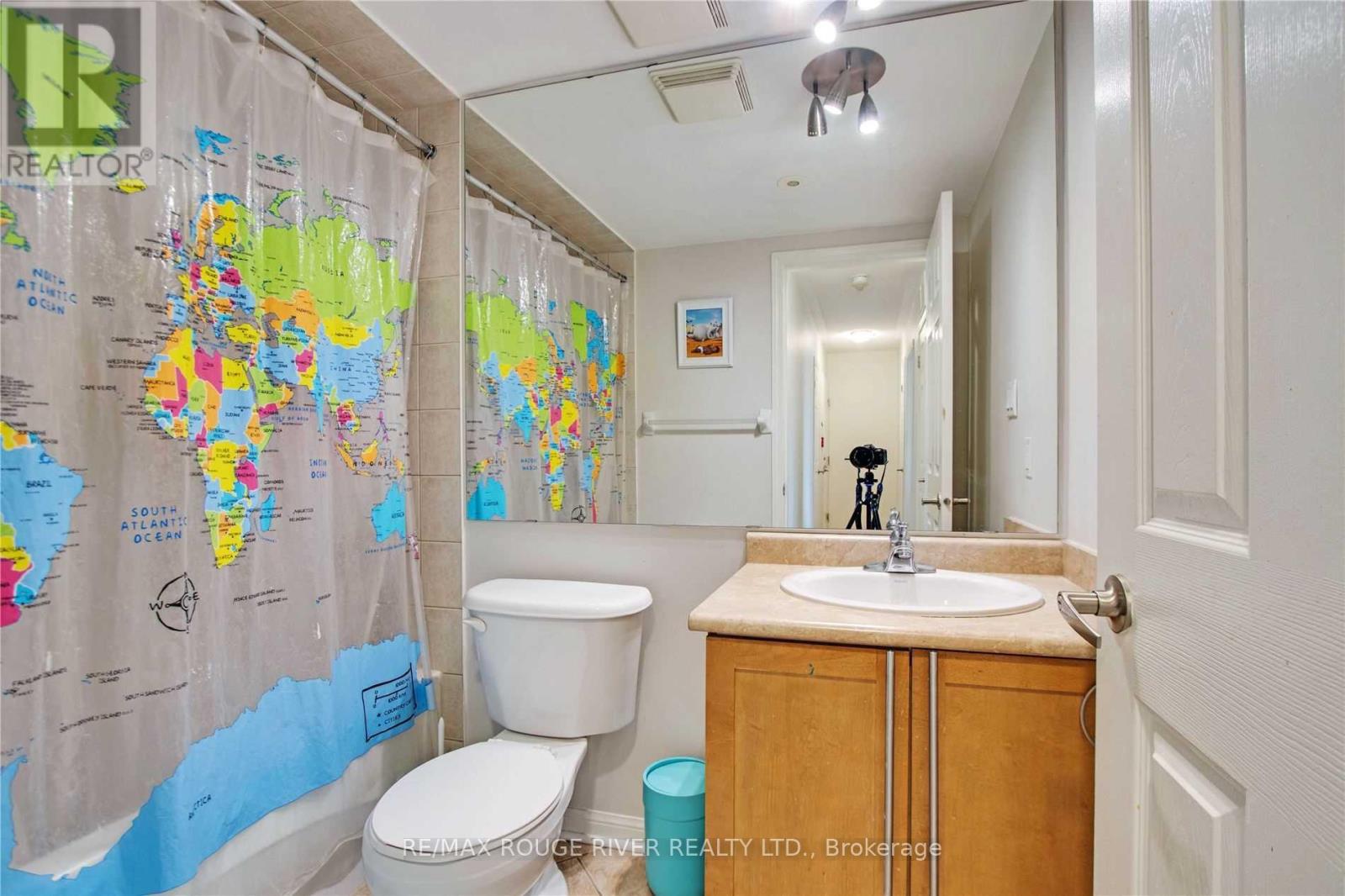 6 - 3025 Elmcreek Road, Mississauga, Ontario  L5B 0B6 - Photo 16 - W12395325