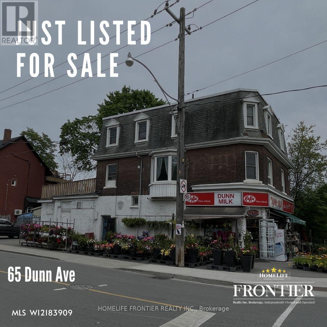 65 Dunn Avenue, Toronto, Ontario  M6K 2R5 - Photo 13 - W12395334