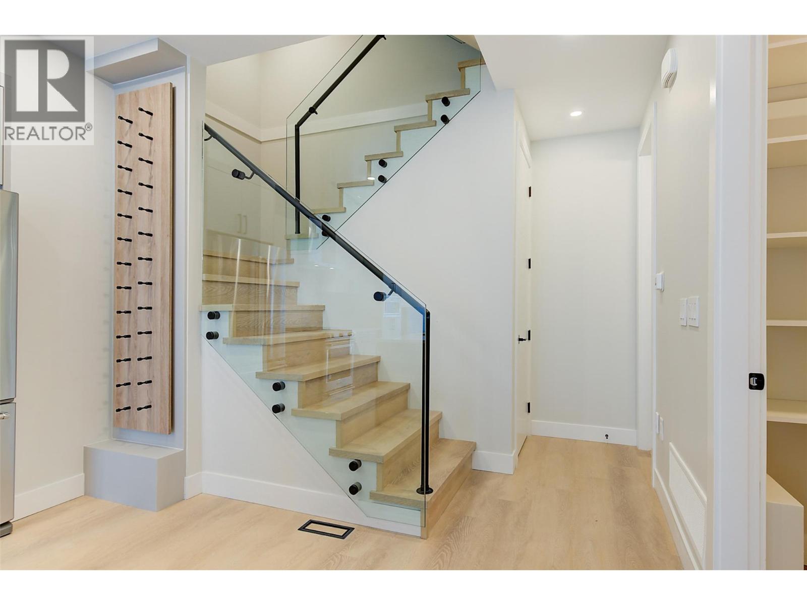 839 Lawson Avenue Unit# 4, Kelowna, British Columbia  V1Y 6S9 - Photo 19 - 10362521