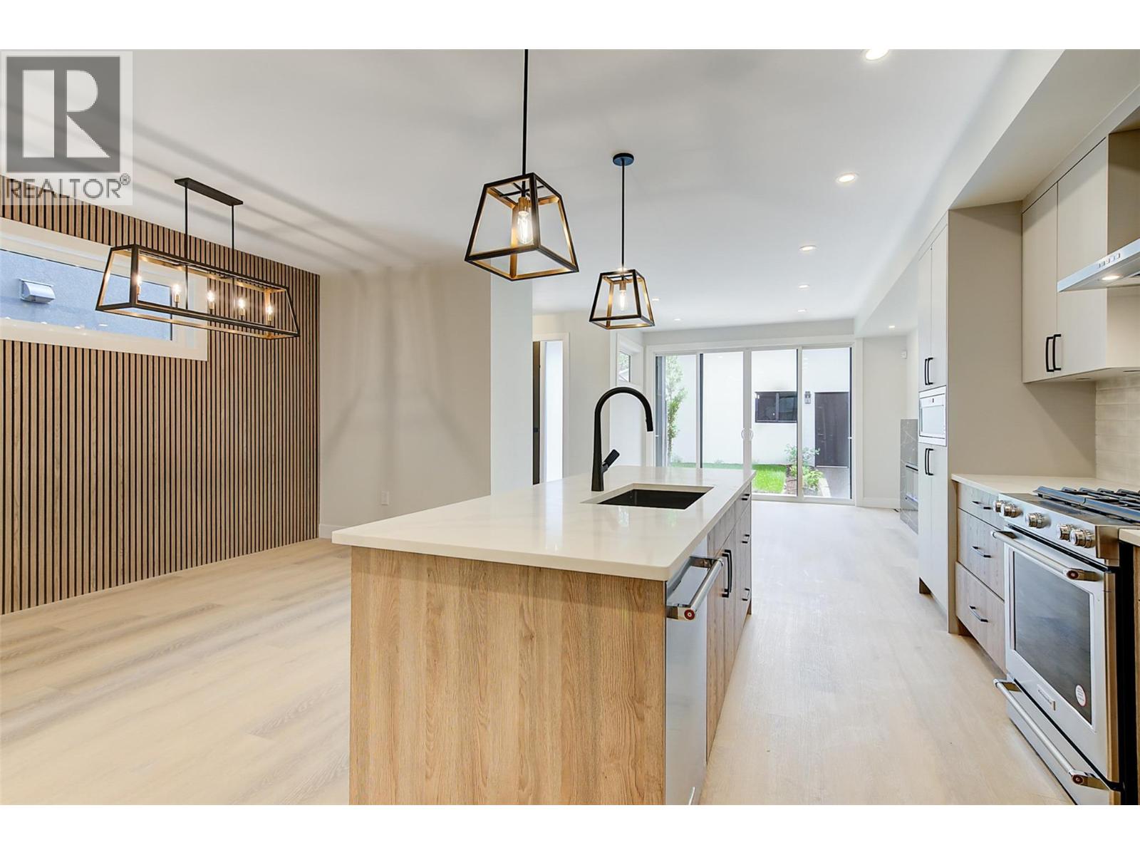 839 Lawson Avenue Unit# 4, Kelowna, British Columbia  V1Y 6S9 - Photo 14 - 10362521