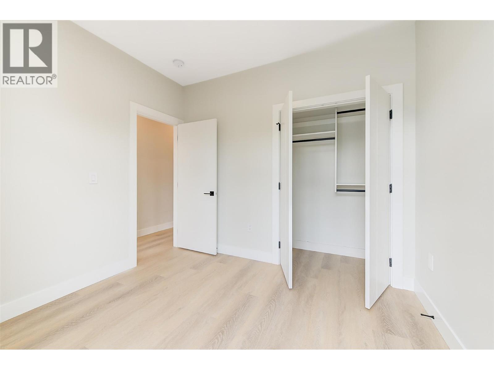 839 Lawson Avenue Unit# 4, Kelowna, British Columbia  V1Y 6S9 - Photo 30 - 10362521