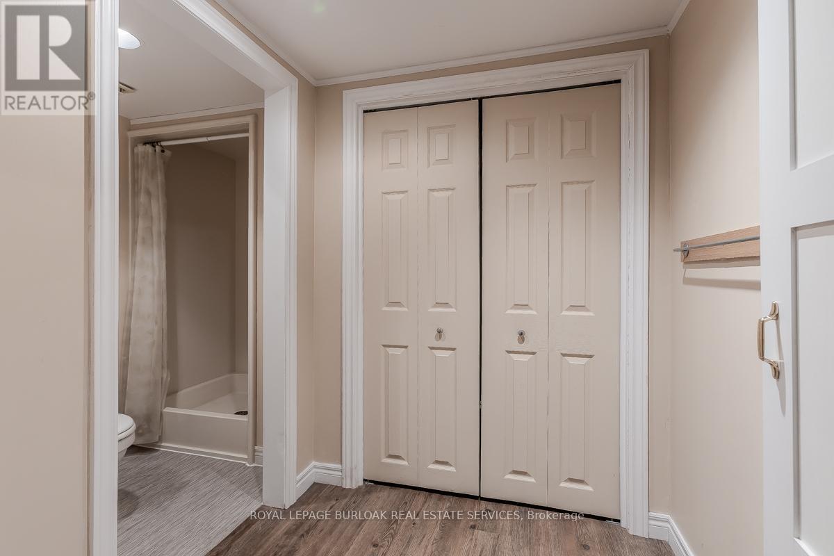 407 Murray Street, Grimsby, Ontario  L3M 3P5 - Photo 33 - X12395279