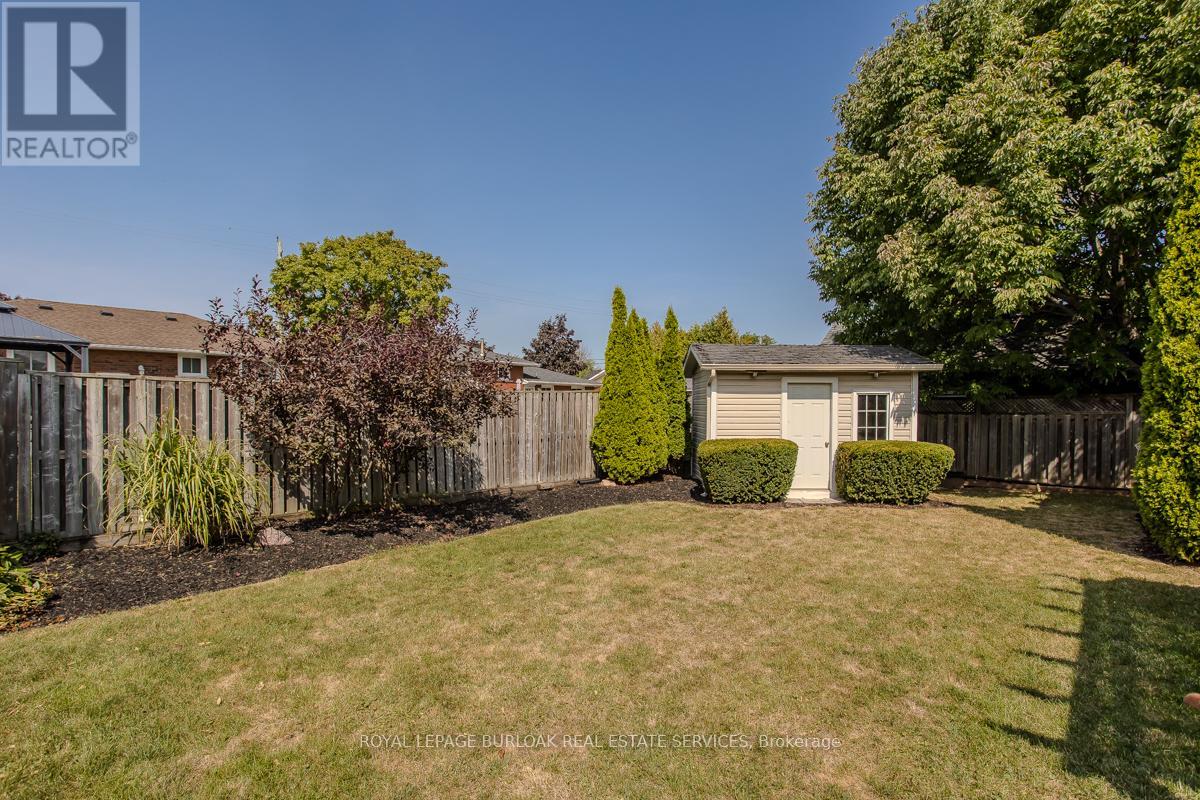 407 Murray Street, Grimsby, Ontario  L3M 3P5 - Photo 7 - X12395279