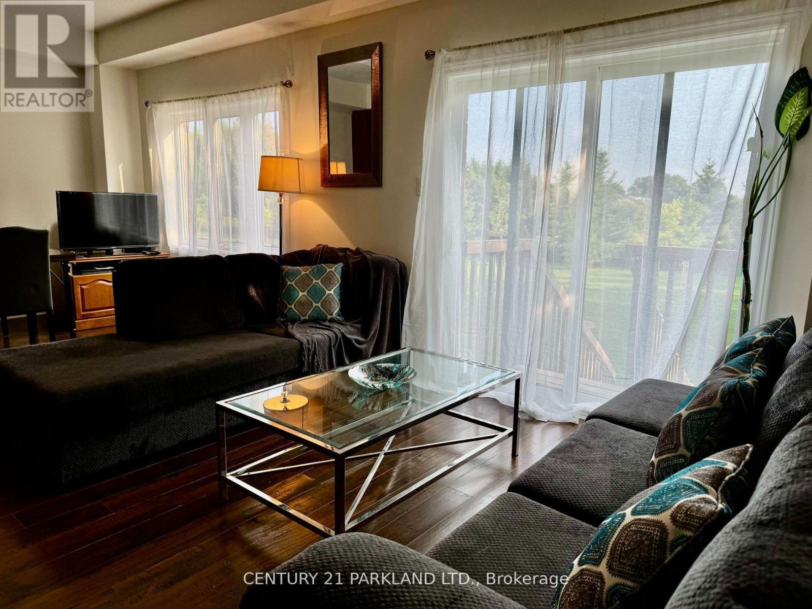128 Berkshire Drive, Wellington North (Arthur), Ontario  N0G 1A0 - Photo 15 - X12395295