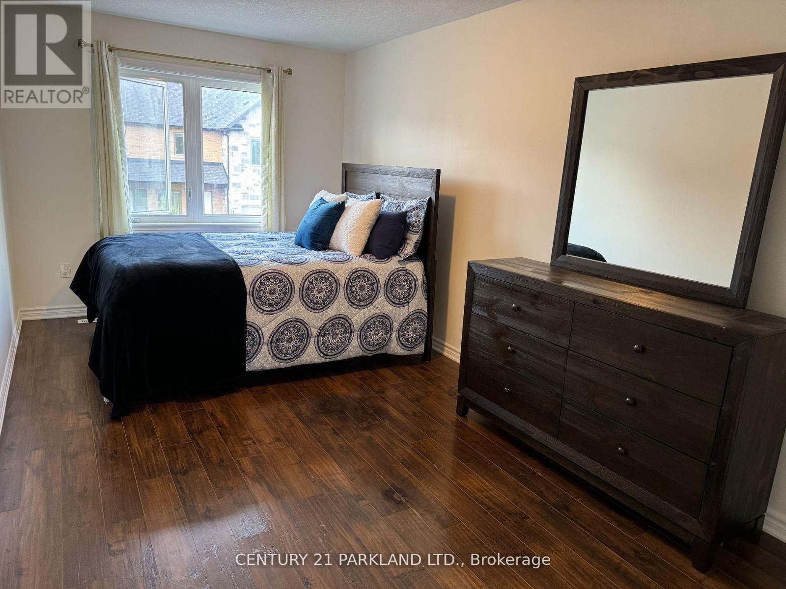 128 Berkshire Drive, Wellington North (Arthur), Ontario  N0G 1A0 - Photo 26 - X12395295