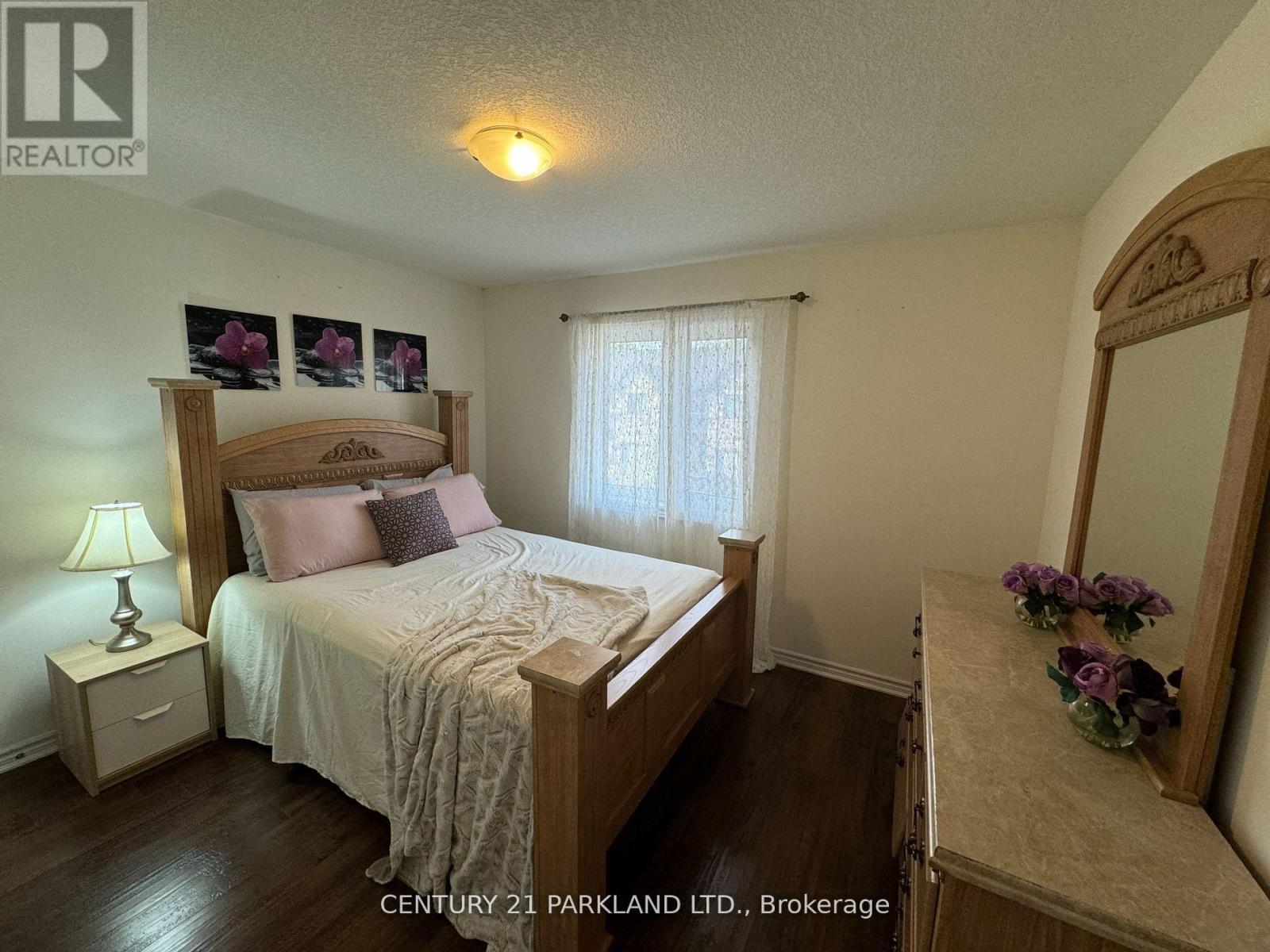 128 Berkshire Drive, Wellington North (Arthur), Ontario  N0G 1A0 - Photo 27 - X12395295
