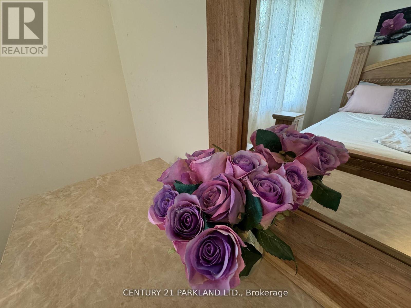 128 Berkshire Drive, Wellington North (Arthur), Ontario  N0G 1A0 - Photo 28 - X12395295