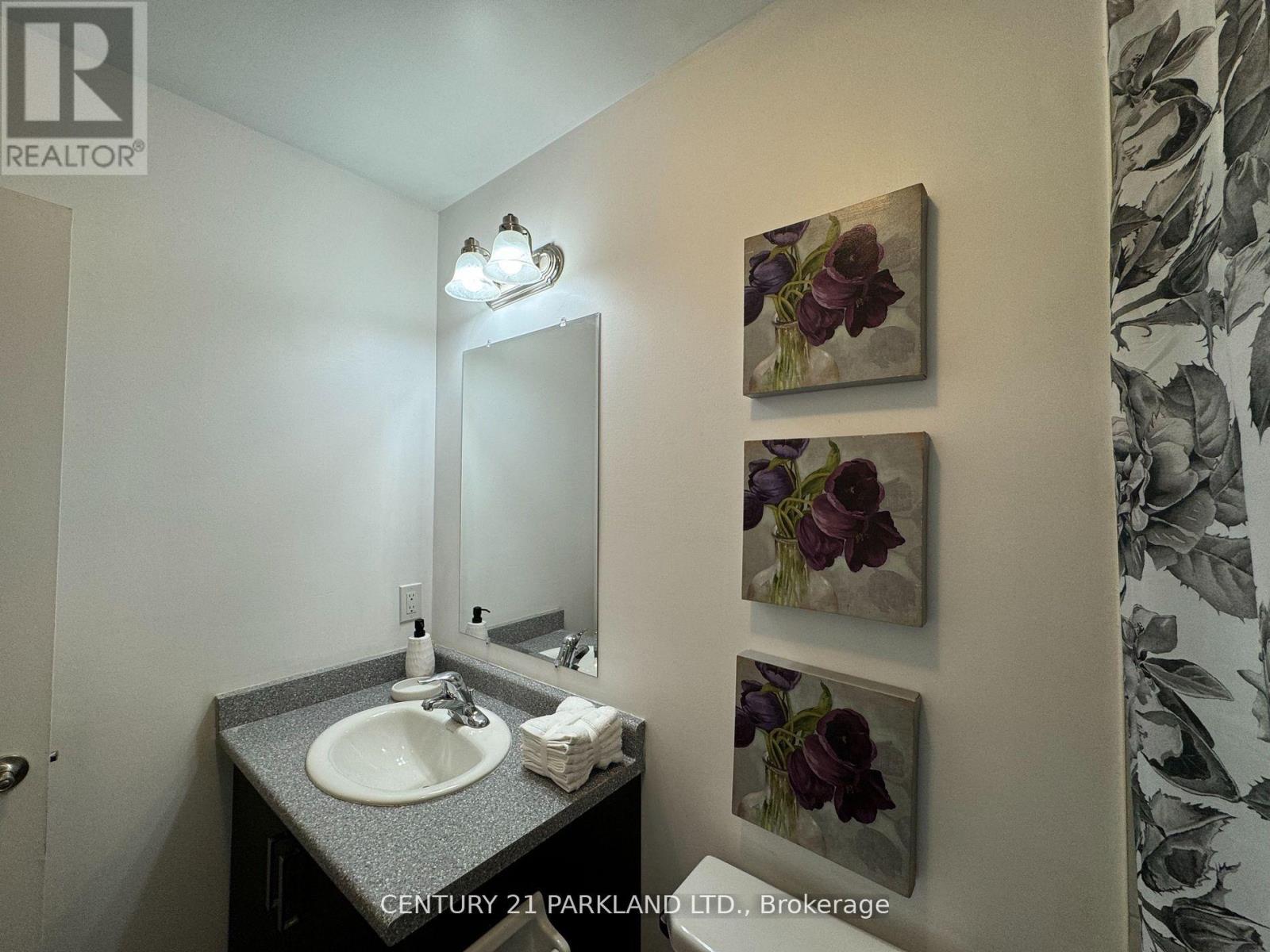 128 Berkshire Drive, Wellington North (Arthur), Ontario  N0G 1A0 - Photo 29 - X12395295