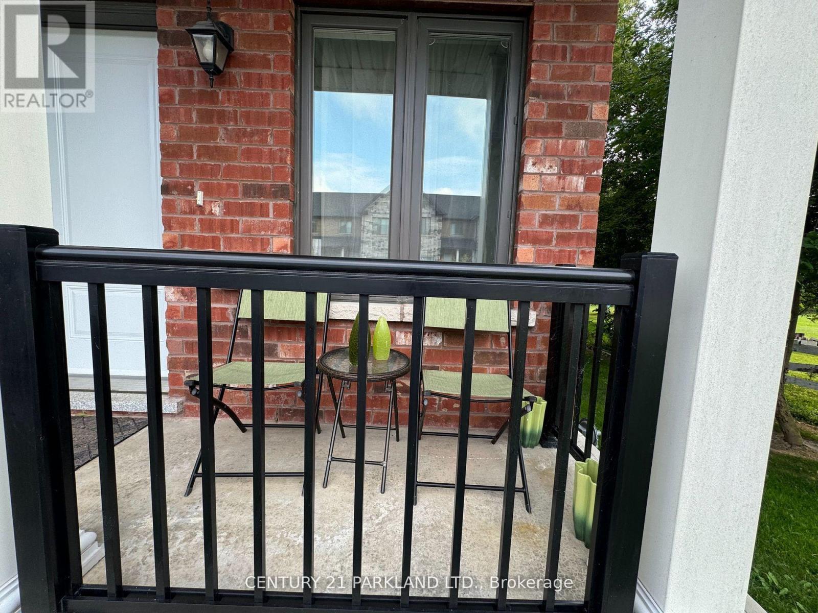 128 Berkshire Drive, Wellington North (Arthur), Ontario  N0G 1A0 - Photo 3 - X12395295