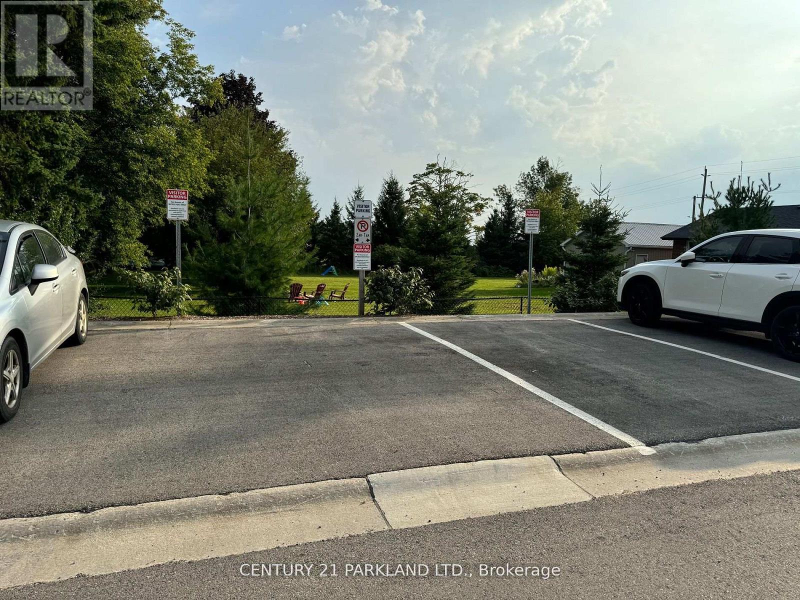 128 Berkshire Drive, Wellington North (Arthur), Ontario  N0G 1A0 - Photo 31 - X12395295