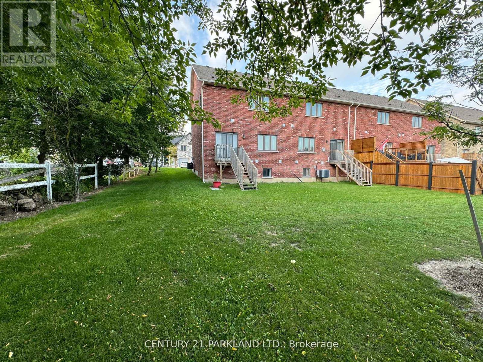 128 Berkshire Drive, Wellington North (Arthur), Ontario  N0G 1A0 - Photo 32 - X12395295