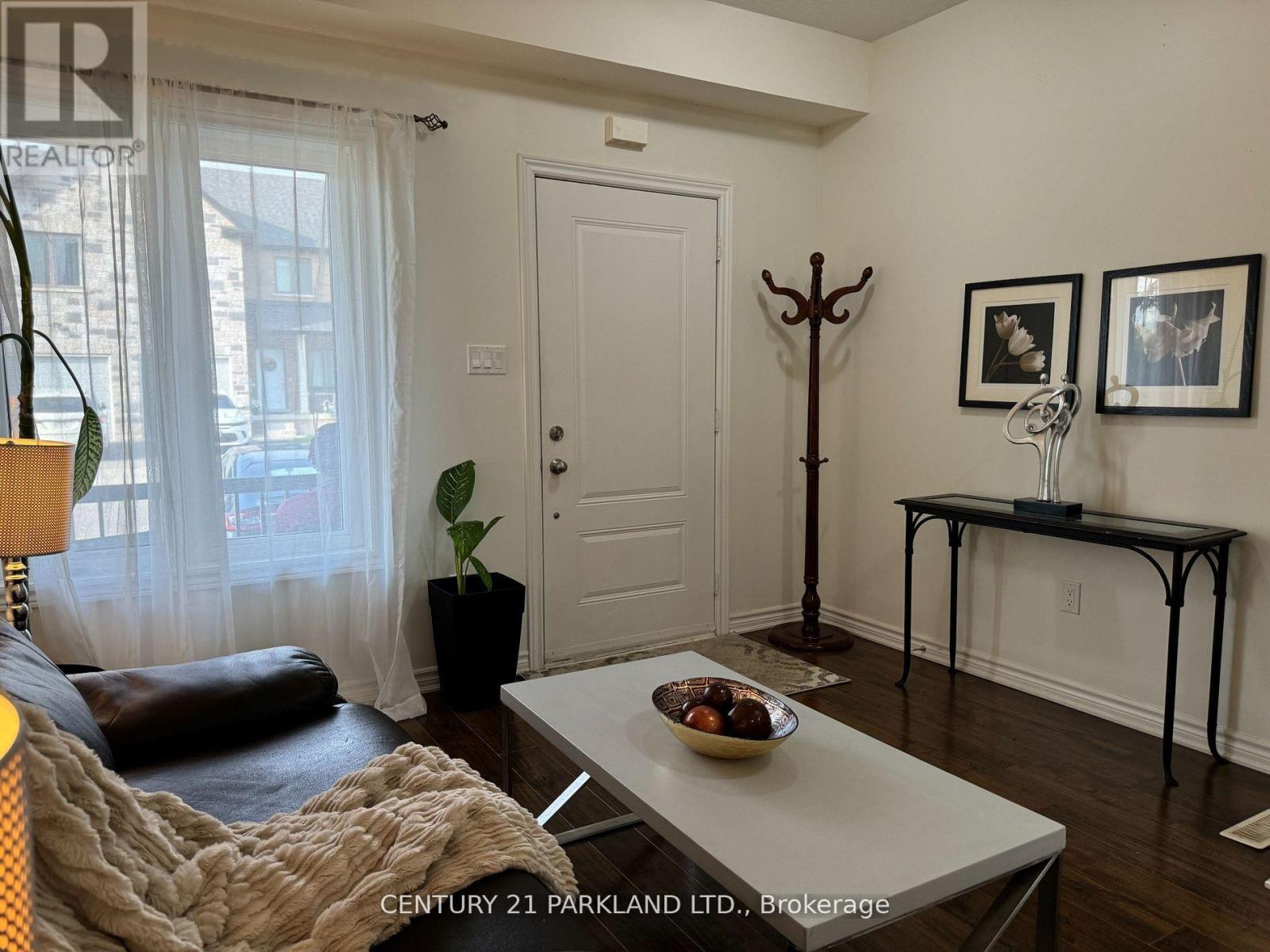 128 Berkshire Drive, Wellington North (Arthur), Ontario  N0G 1A0 - Photo 4 - X12395295