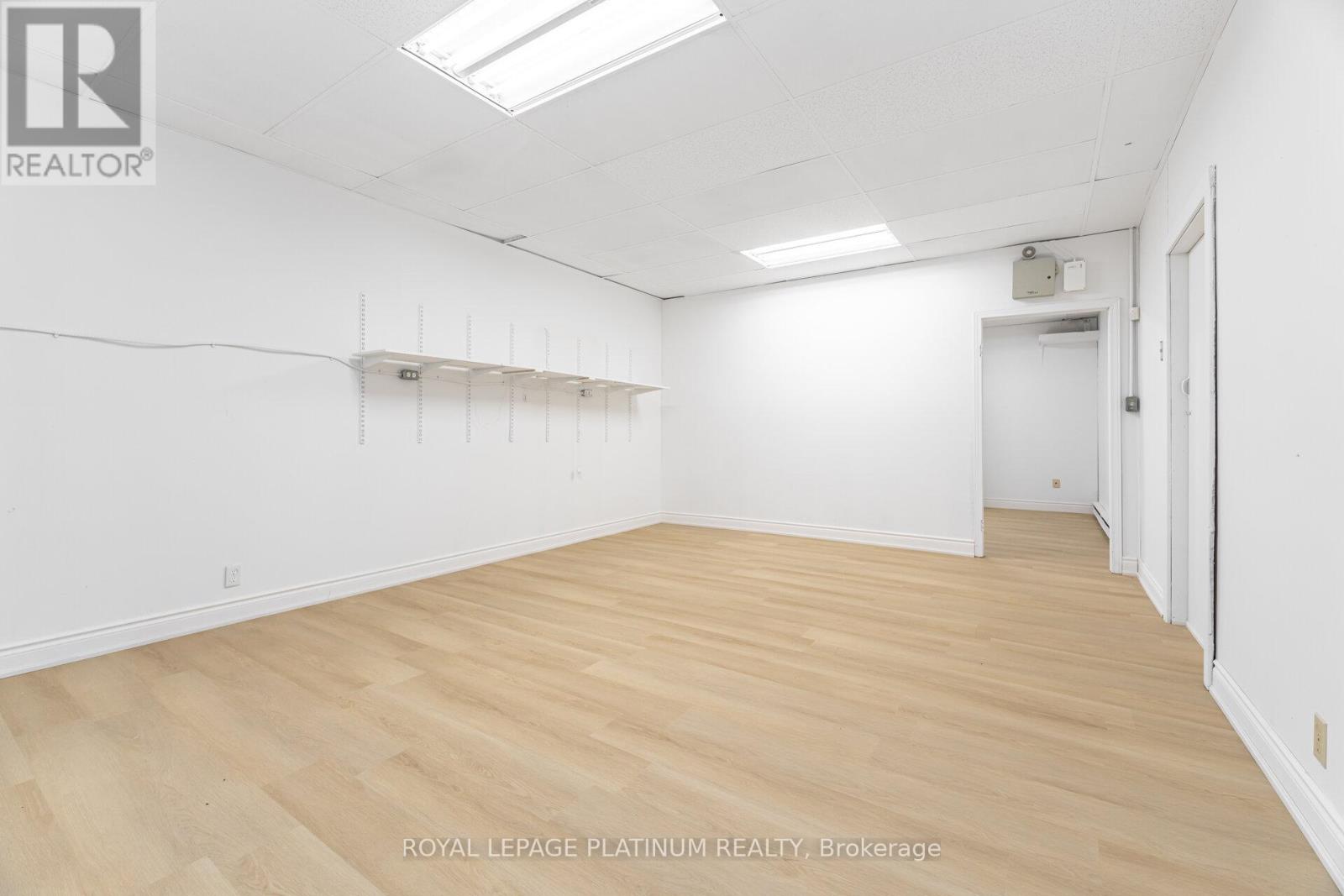 3 - 481 Dundas Street W, Belleville, Ontario  K8P 1B6 - Photo 15 - X12395301