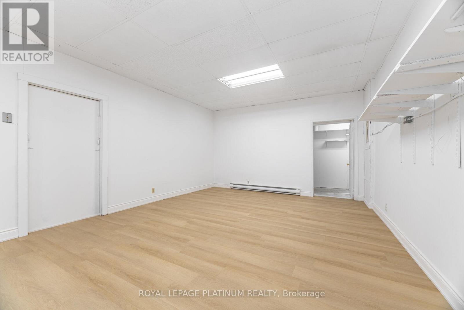 3 - 481 Dundas Street W, Belleville, Ontario  K8P 1B6 - Photo 17 - X12395301