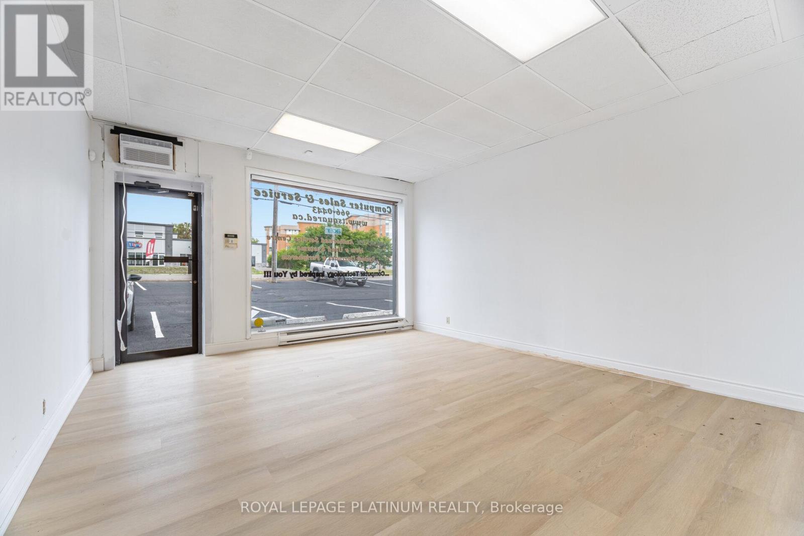 3 - 481 Dundas Street W, Belleville, Ontario  K8P 1B6 - Photo 8 - X12395301