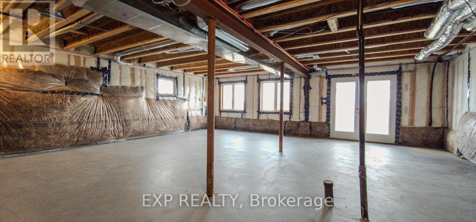 185 Vanilla Trail, Thorold (Rolling Meadows), Ontario  L2V 0L2 - Photo 39 - X12395327