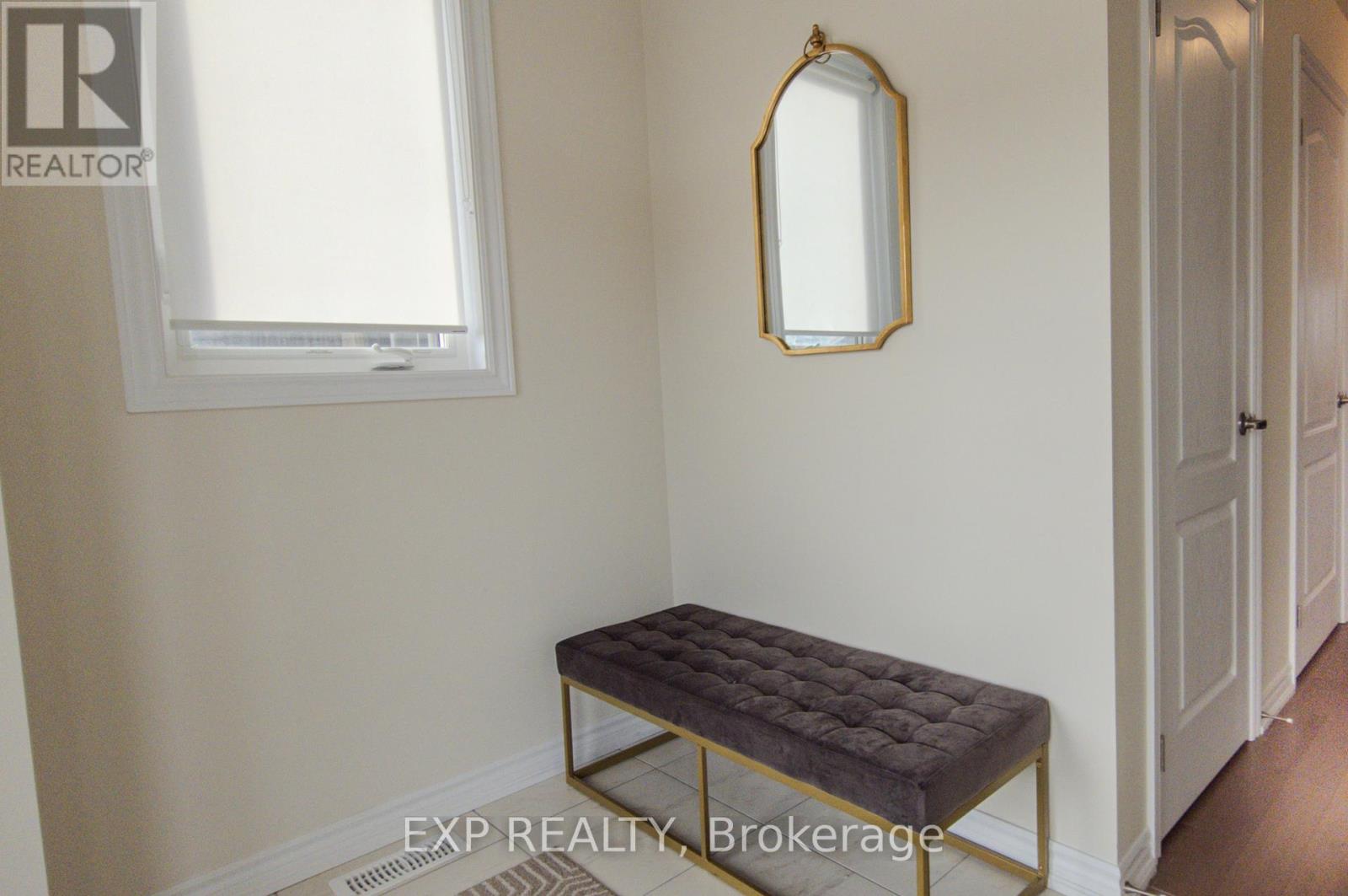 185 Vanilla Trail, Thorold (Rolling Meadows), Ontario  L2V 0L2 - Photo 5 - X12395327
