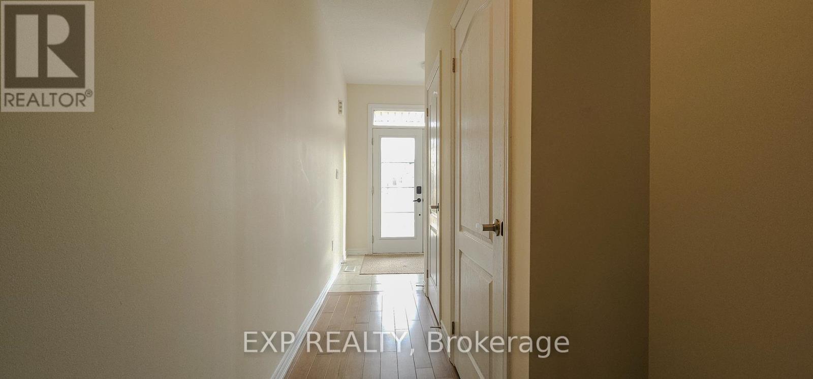 185 Vanilla Trail, Thorold (Rolling Meadows), Ontario  L2V 0L2 - Photo 7 - X12395327