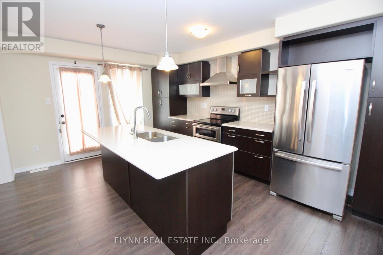 8444 Elderberry Drive, Niagara Falls, Ontario  L2H 0K6 - Photo 10 - X12395329