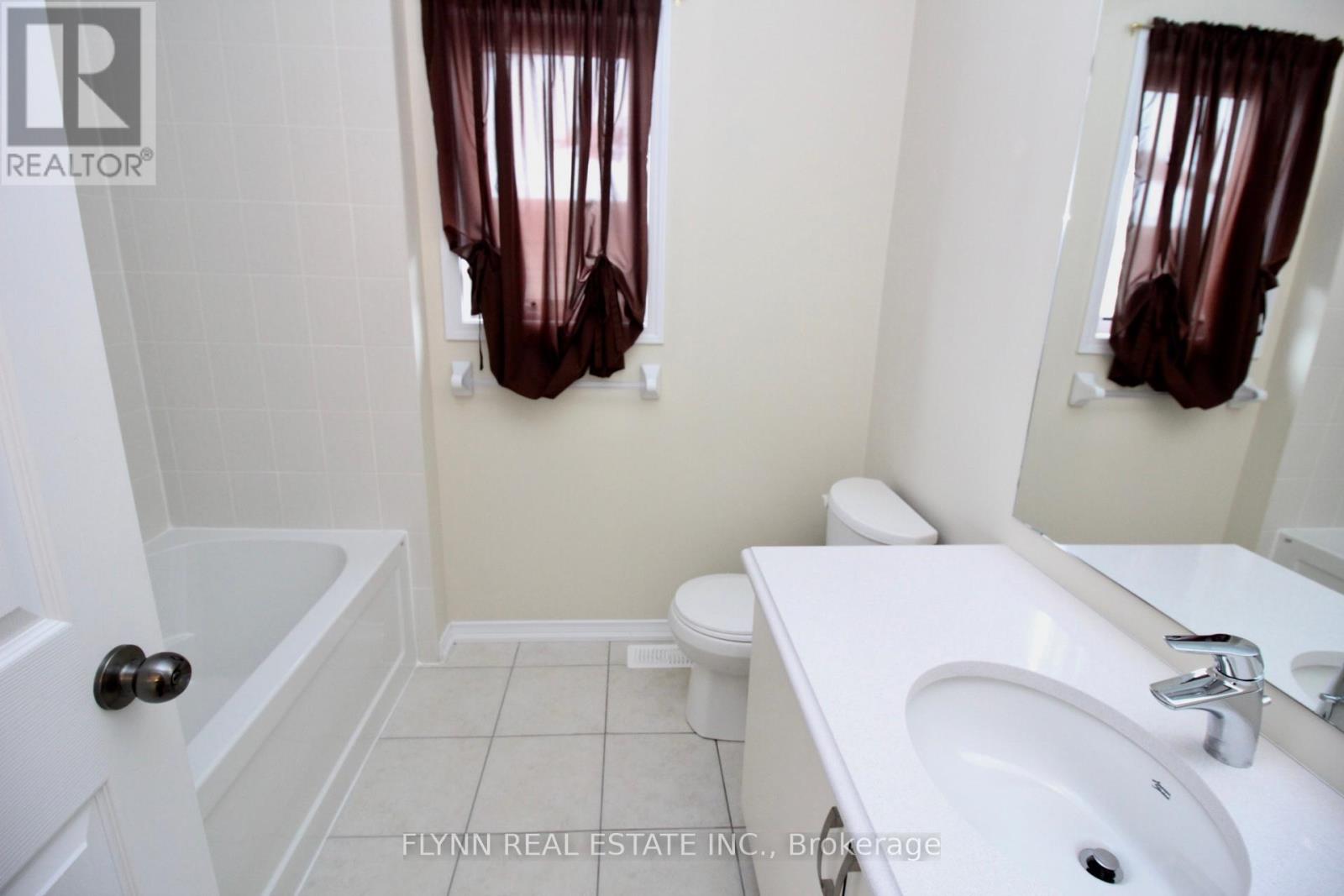 8444 Elderberry Drive, Niagara Falls, Ontario  L2H 0K6 - Photo 14 - X12395329