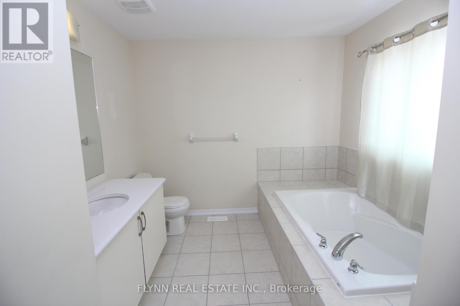 8444 Elderberry Drive, Niagara Falls, Ontario  L2H 0K6 - Photo 22 - X12395329