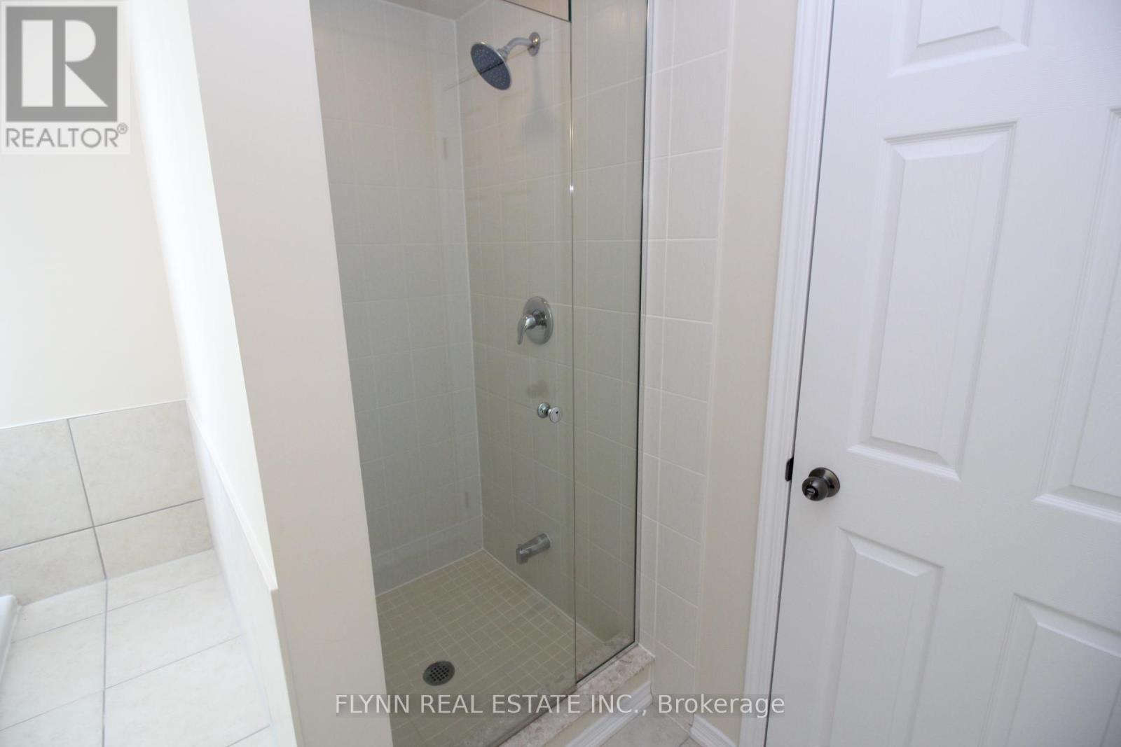 8444 Elderberry Drive, Niagara Falls, Ontario  L2H 0K6 - Photo 23 - X12395329