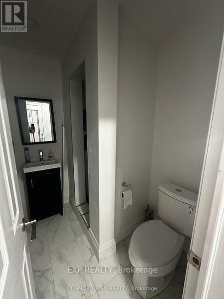 6564 Level Avenue, Niagara Falls, Ontario  L2G 4B7 - Photo 7 - X12395366