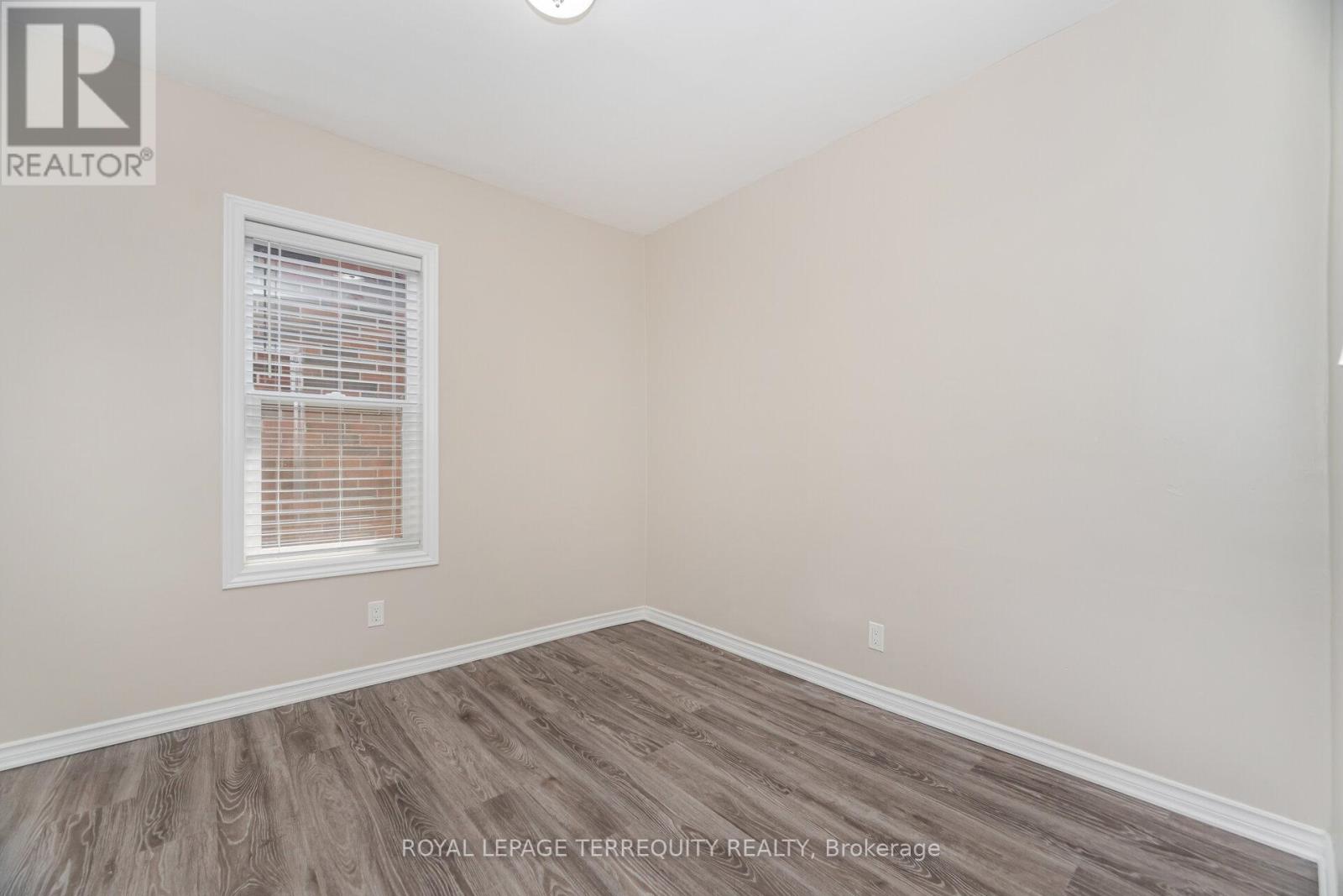 61 Mcanulty Boulevard, Hamilton, Ontario  L8H 3G9 - Photo 21 - X12395380