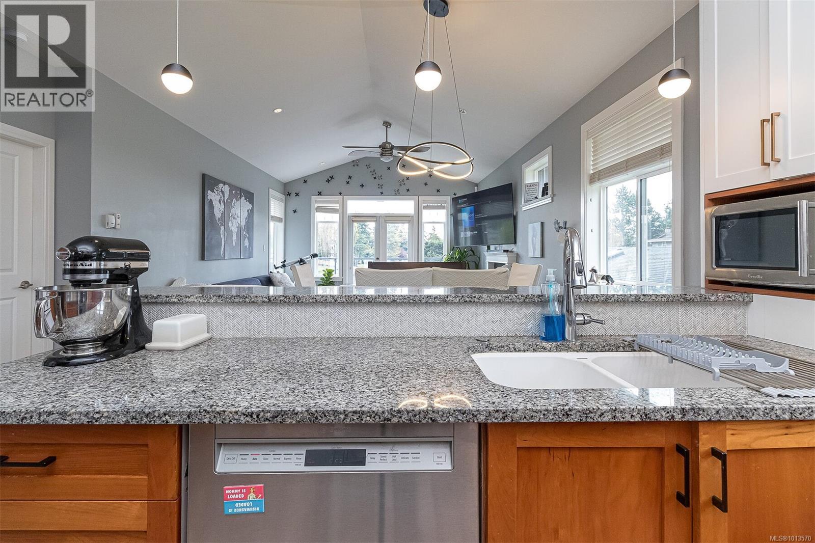 164 White Pine Rd, View Royal, British Columbia  V9B 5E1 - Photo 28 - 1013570