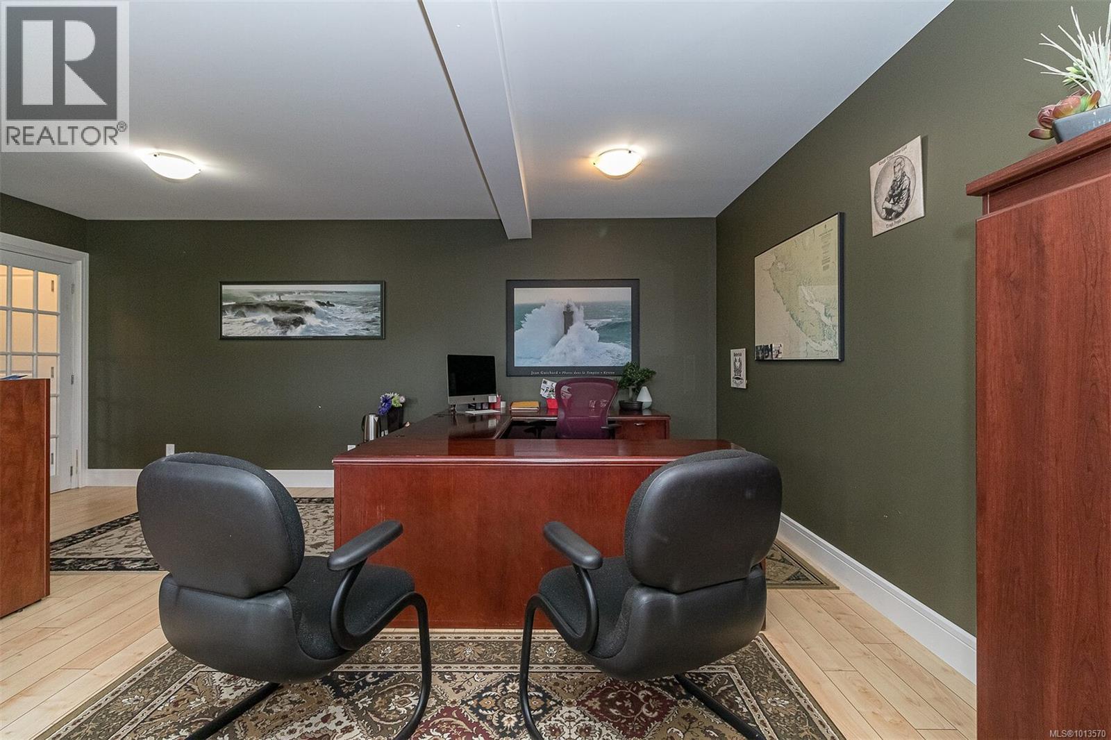 Property at 164 White Pine Rd image 2