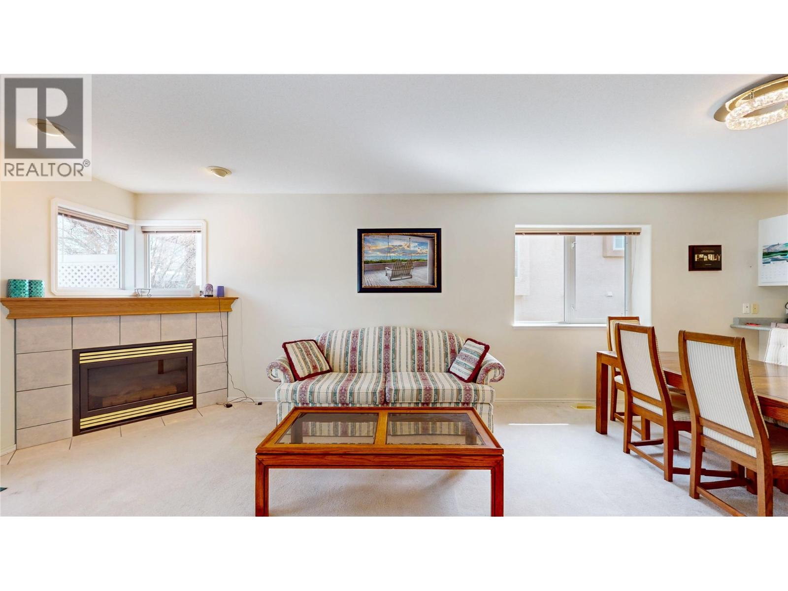 617 27th Avenue S Unit# 5, Cranbrook, British Columbia  V1C 6L1 - Photo 2 - 10362436