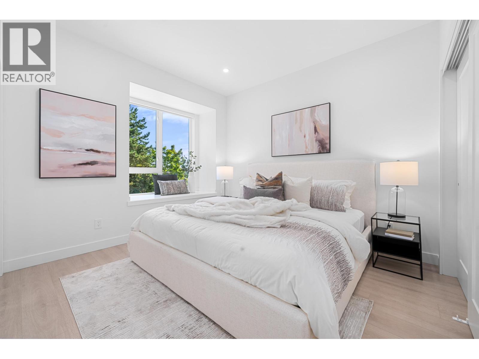 207 7161 17th Avenue, Burnaby, British Columbia  V3N 0K1 - Photo 3 - R3046337