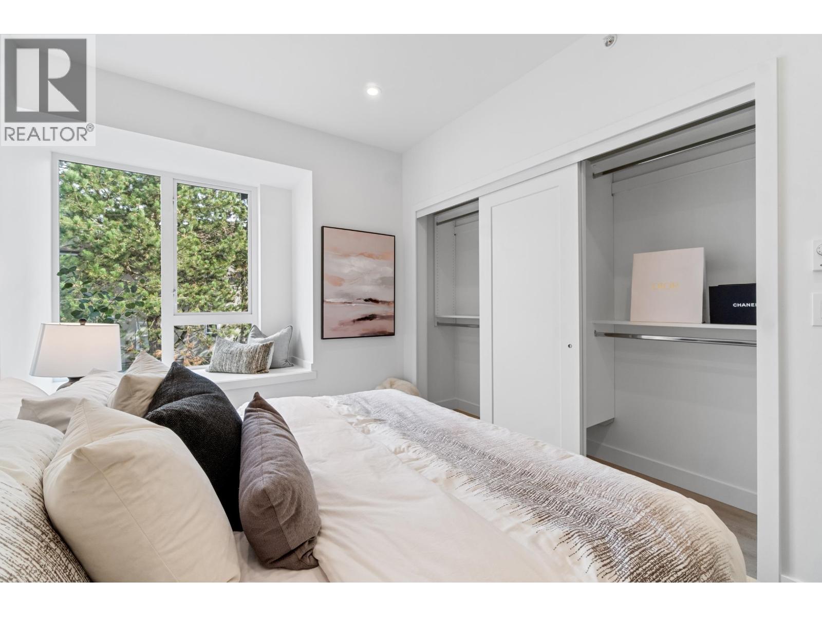 207 7161 17th Avenue, Burnaby, British Columbia  V3N 0K1 - Photo 5 - R3046337