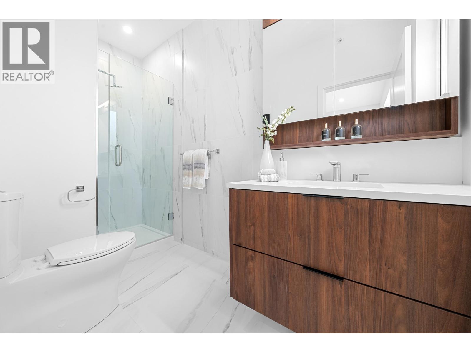 207 7161 17th Avenue, Burnaby, British Columbia  V3N 0K1 - Photo 24 - R3046337