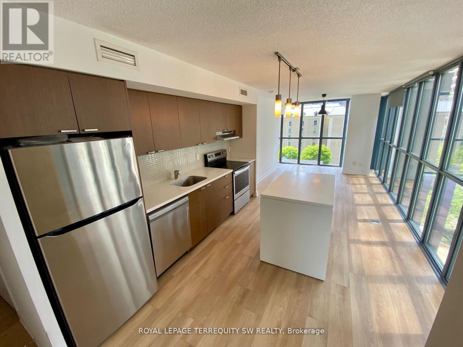 707 - 110 Charles Street E, Toronto, Ontario  M4Y 2W7 - Photo 6 - C12395393
