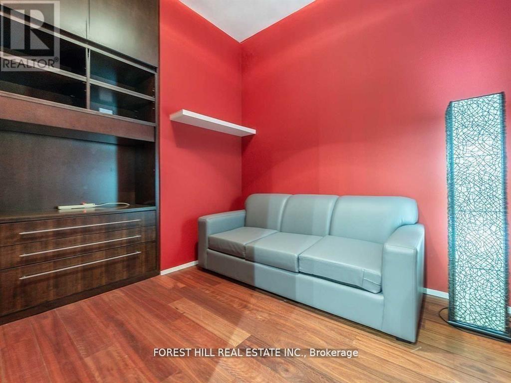 Ph7 - 8 Wellesley Street E, Toronto, Ontario  M4Y 3B2 - Photo 18 - C12395431