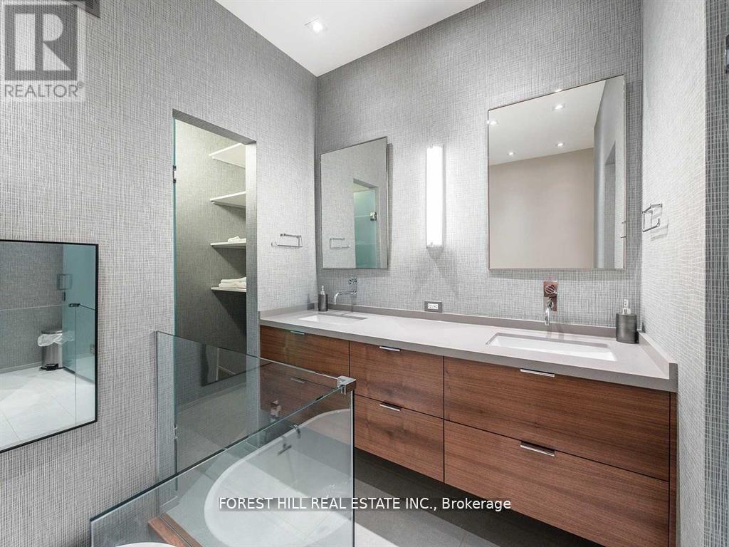 Ph7 - 8 Wellesley Street E, Toronto, Ontario  M4Y 3B2 - Photo 25 - C12395431
